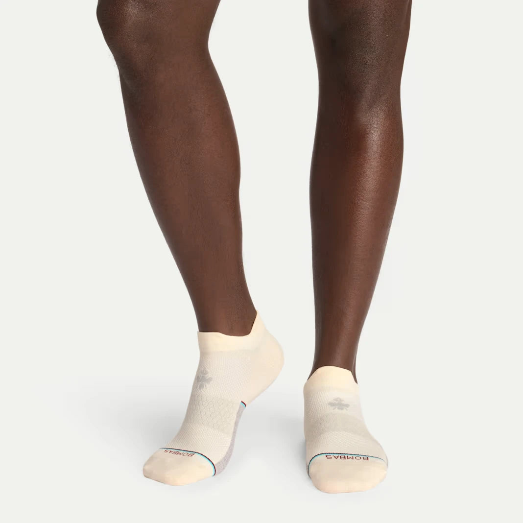 Men's UltraLite Sport Merino Wool Blend Ankle Socks - US 3924