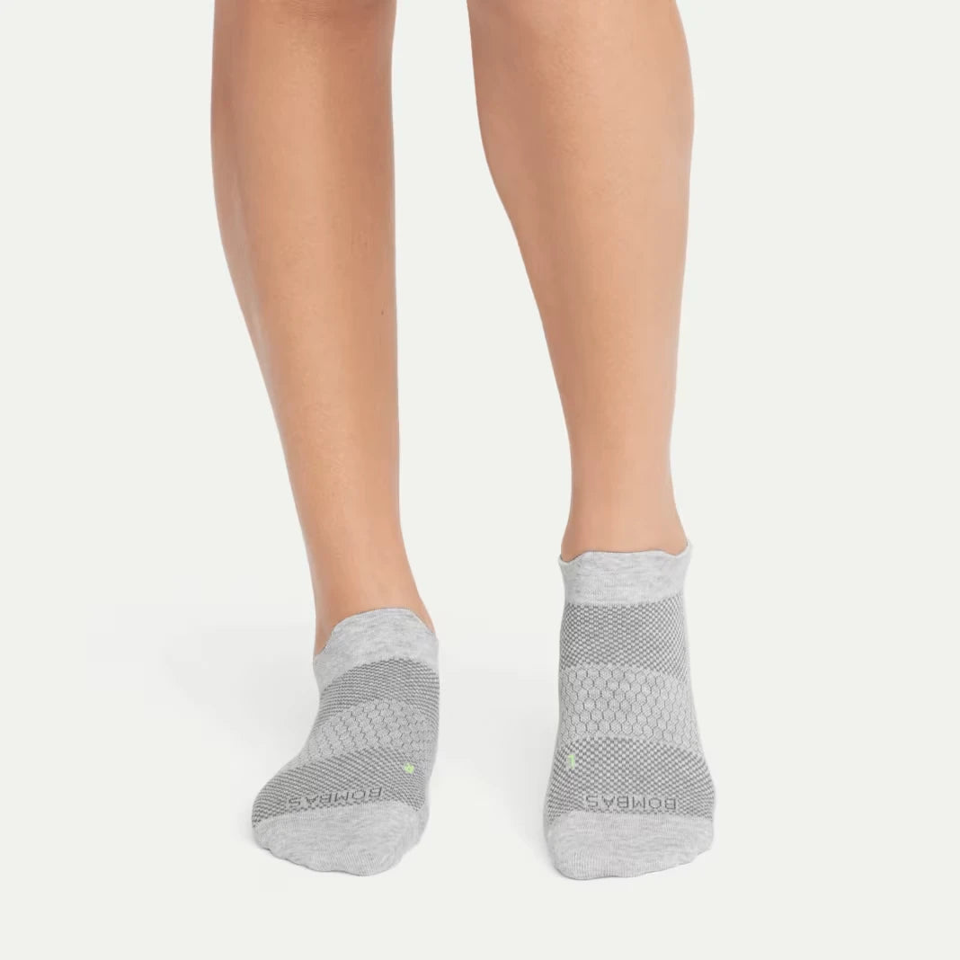 Women's UltraLite Sport Ankle Sock 6-Pack - US 2282