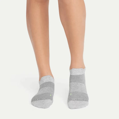 Women's UltraLite Sport Ankle Sock 6-Pack - US 2282
