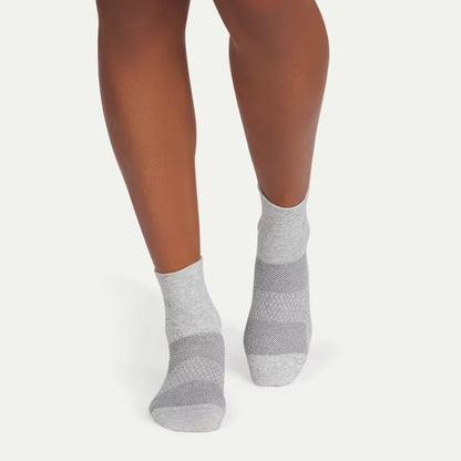 Women's UltraLite Sport Quarter Socks - US 3562