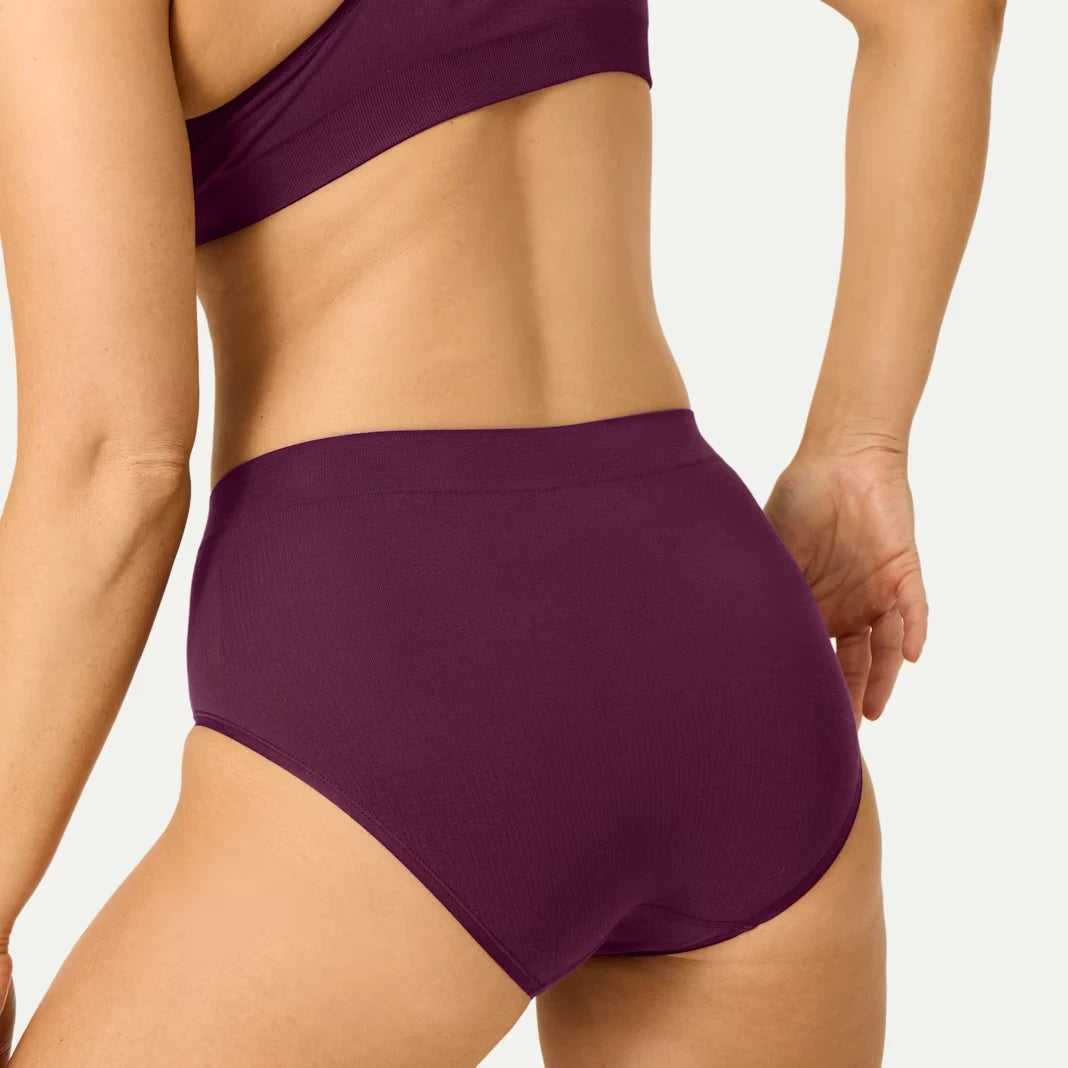 Women's Seamless Triangle Bralette + High Rise Brief Pack - US 3509
