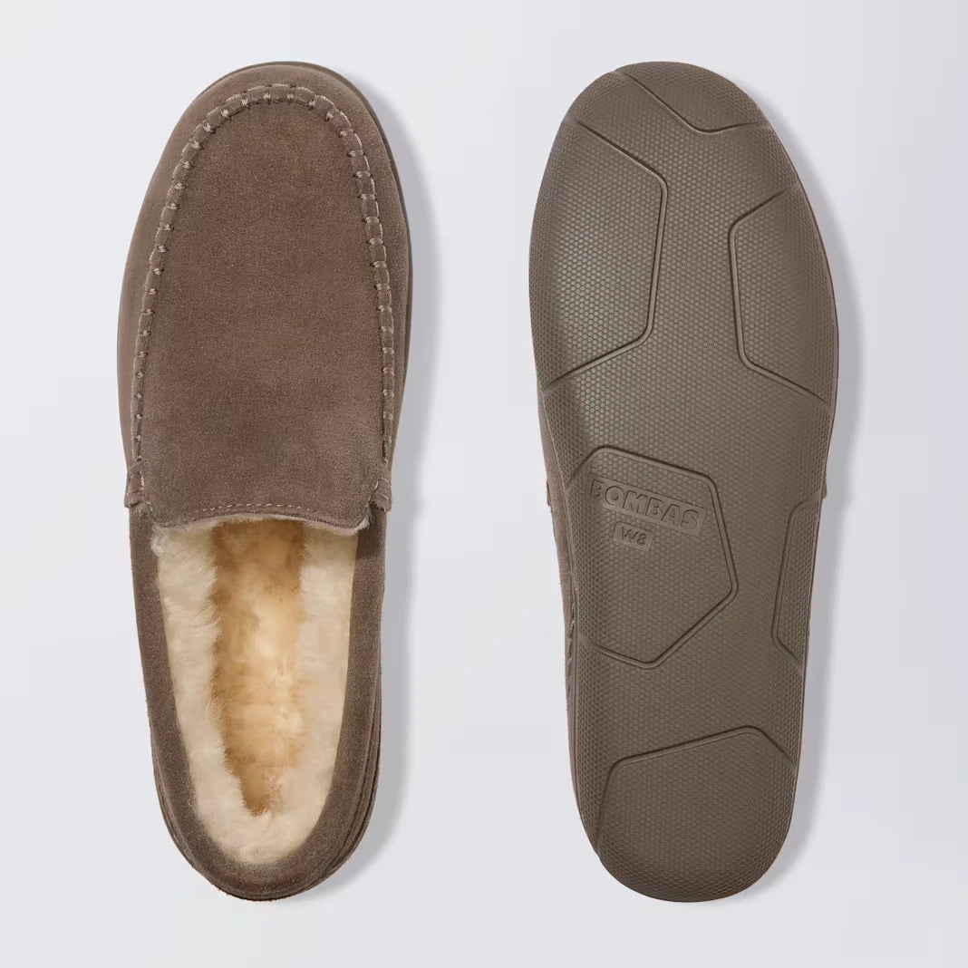 Women's Suede Moccasin Slipper - US 2484