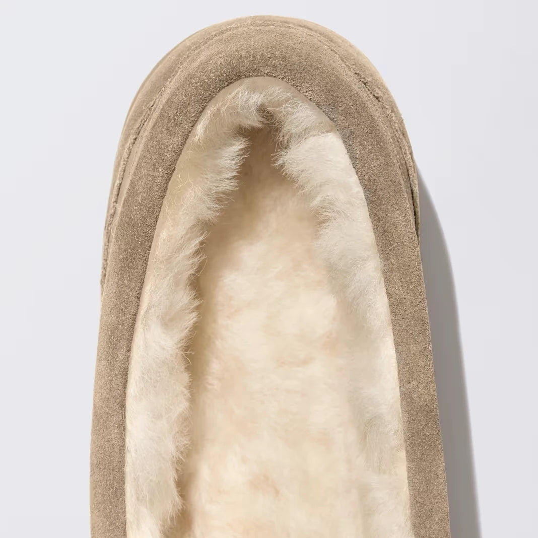 Women's Suede Moccasin Slipper - US 6130