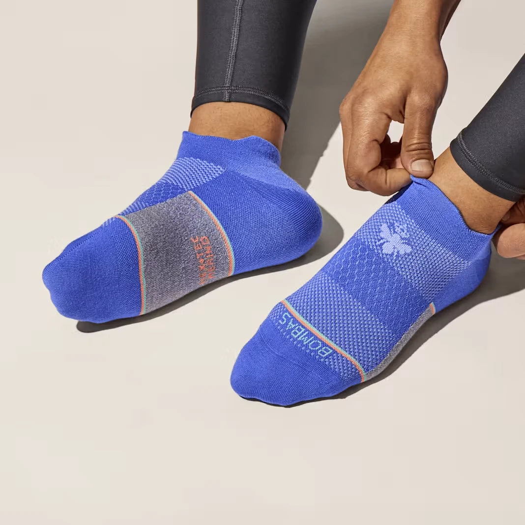 Women's UltraLite Sport Merino Wool Blend Ankle Socks - US 1742